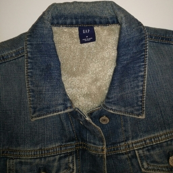 Gap classic denim jacket with warm lining - Picture 3 of 7